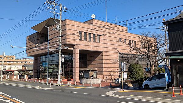 東松山市立図書館　1600&amp;amp;#8575；