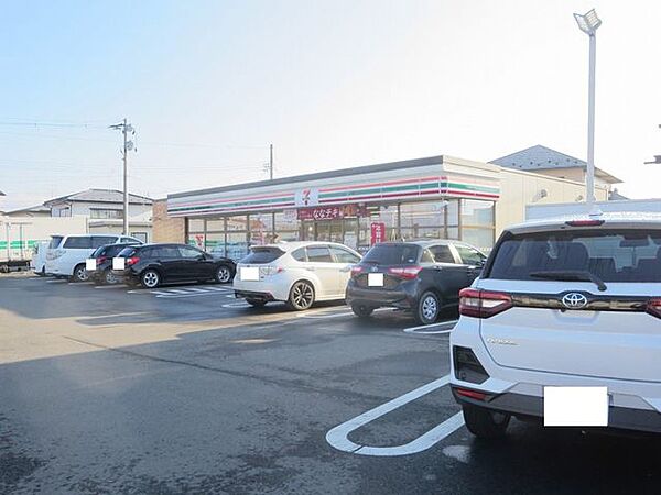 セブンイレブン花巻松園町1丁目店様　まで徒歩13分（約1000ｍ）です。