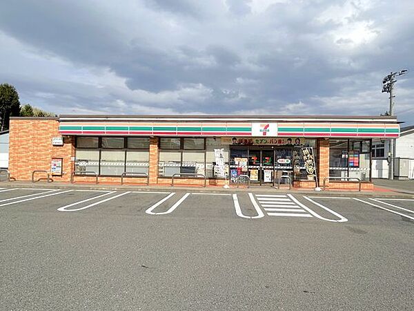 ジョイス石鳥谷店様 【周辺】セブンイレブン花巻石鳥谷バイパス店様まで徒歩13分(約1000m)です。ちょっとしたお買い物にご利用いただけそうですね。