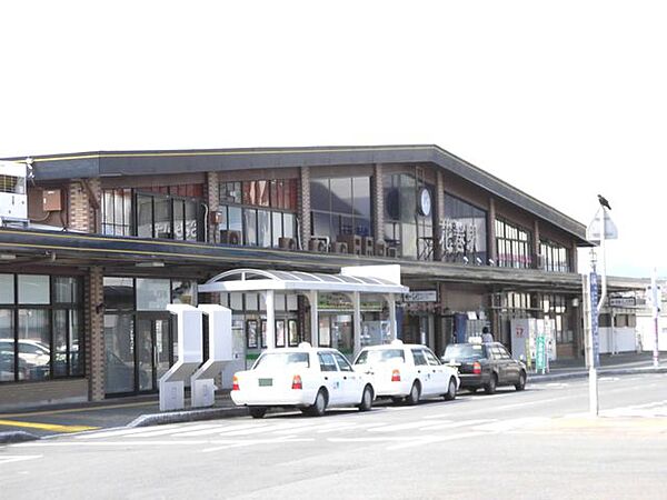 花巻駅(JR東日本 東北本線) 花巻駅まで約2.1kmです。徒歩だと約28分かかります。 2190m
