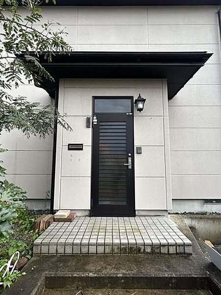 【現況販売】玄関扉です。
