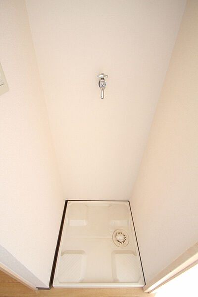 画像8:トイレ横の洗濯機置き場です