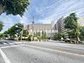 外観：前面道路含む外観