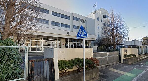 八潮市立大原小学校 560m