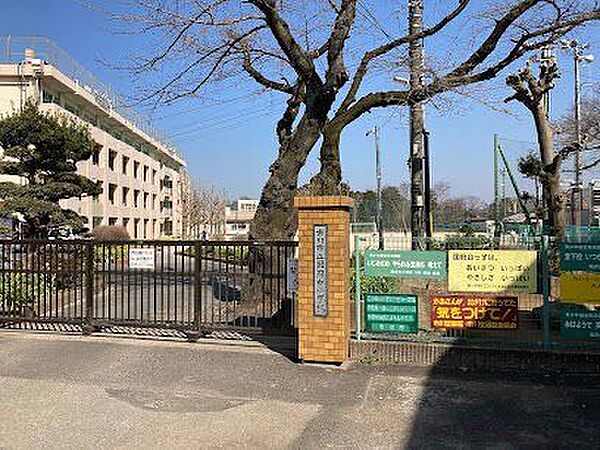 市川市立国府台小学校 1300m