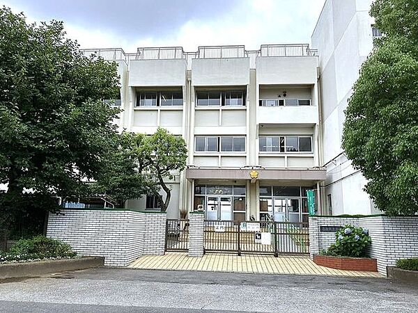 葛飾区立幸田小学校 400m