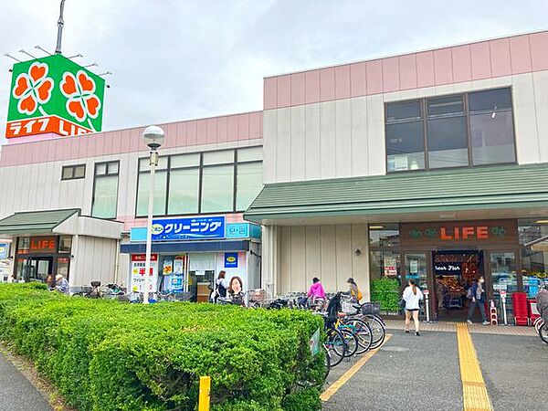 ライフ水元店 1270m