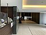 エントランス：コンシェルジュサービス付きです。
