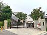 周辺：葛飾区立青戸小学校 750m