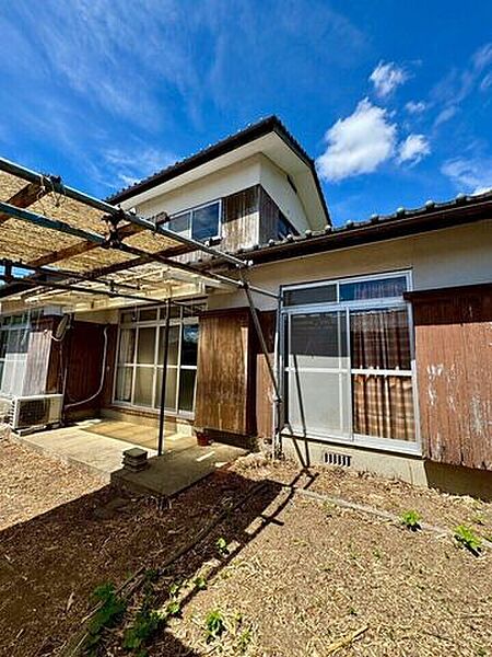 自分流にアレンジできる自由度の高い屋外スペース。家族の笑顔が広がるのびのびとした暮らしを叶えます