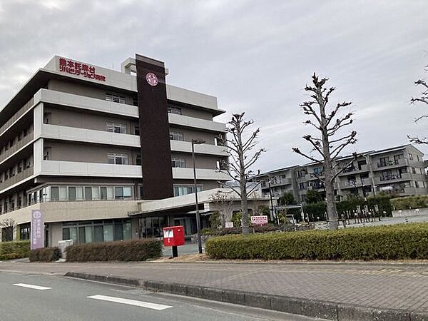 熊本託麻台リハビリテーション病院【月～金曜日】午前8：30～11：30/午後1：30～4：30【土曜日】（※リハ再診のみ）午前8：30～11：30/午後1：30～4：30【休診日】 1100m