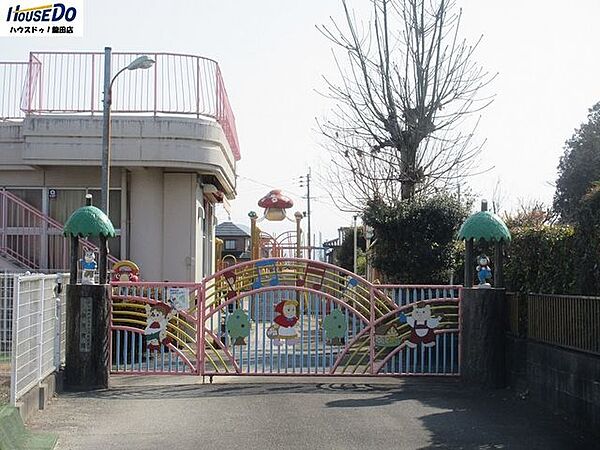 栄保育園 530m