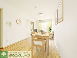 テラ・ホームズ旗の台 301 3階1LDKのリビング/ダイニング