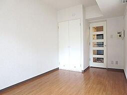 ジョイフル田園調布 104 1階1Kのリビング/ダイニング