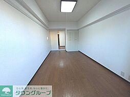 ロイヤルエクセレント学芸大 307 3階1Kのリビング/ダイニング