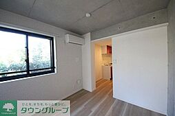 ウェルスクエアイズム中野坂上 203 2階1DKのリビング/ダイニング