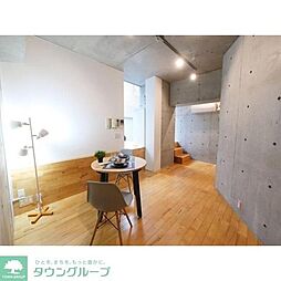 エスタート等々力 106 1階1LDKのリビング/ダイニング