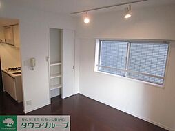 ヴァルトパーク南大井 201 2階ワンルームのリビング/ダイニング