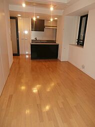 都営三田線 御成門駅 徒歩3分の賃貸マンション 5階1LDKのリビング/ダイニング