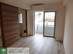 メゾンカルム市谷仲之町 106 1階1LDKのリビング/ダイニング