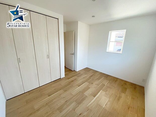 洋室6.5帖のお部屋です！