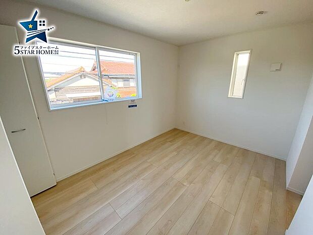 ことらも二面遮光です!