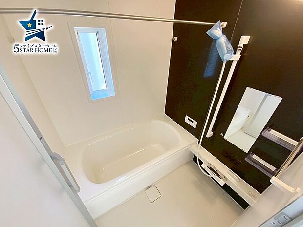 浴室乾燥機能付きバスで雨の日もお洗濯の心配不要です^^