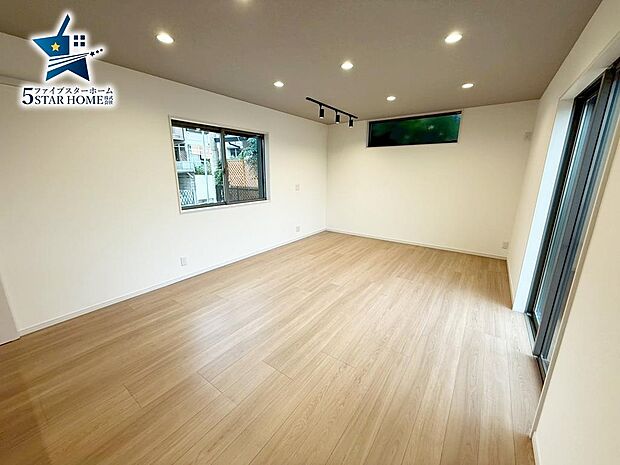 キッチンからお子様やペットの見守りができる間取りです♪