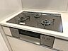 設備：マルチグリル付きガラストップコンロ