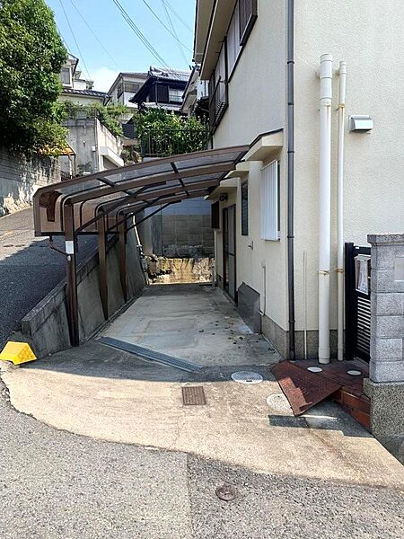 屋根付カーポート