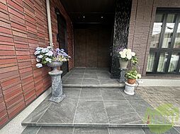 6 / 13