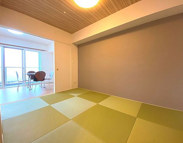 6帖の和室です♪畳は交換済みなのでご入居からきれいな状態でご使用いただけます♪