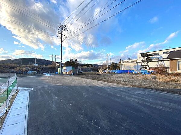 前面道路含む現地写真