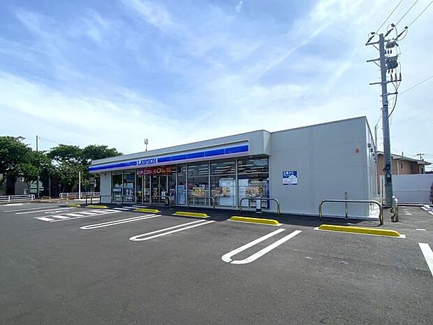 ローソン 仙台四郎丸店 900m