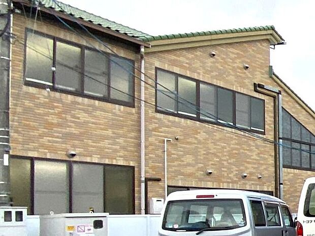 認定こども園 若竹幼稚園広々とした敷地のある幼稚園です。 500m