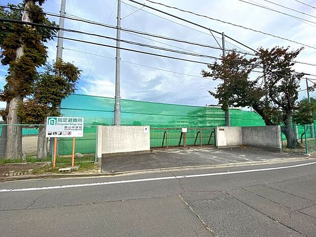 郡山中学校 1700m