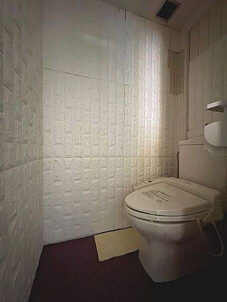 トイレを拡大表示