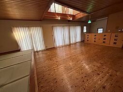 西汗戸建 2SLDKのリビング/ダイニング