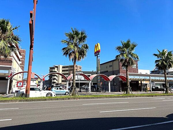 マクドナルド　江平店 1090m