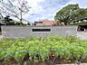 周辺：宮崎小学校 930m