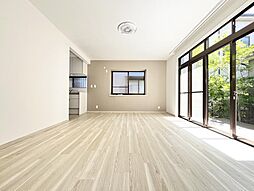 龍ケ崎市佐貫　フルリフォーム済角地戸建 3LDKのリビング/ダイニング