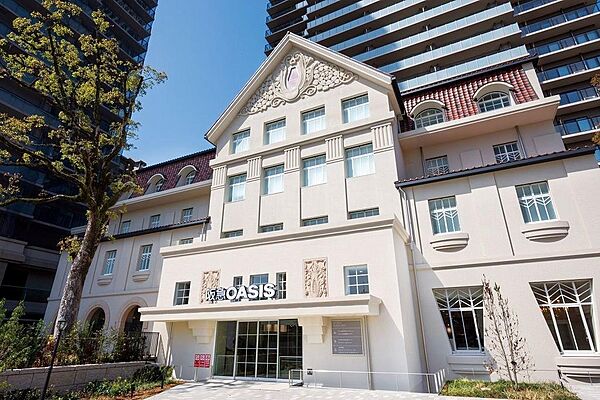阪急オアシス宝塚南口店まで917m