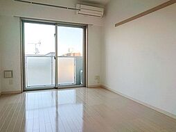 カルフールＭ 404 4階1Kのリビング/ダイニング