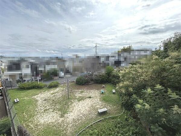 建物2階から東側眺望