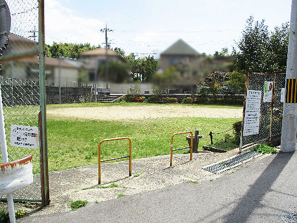 高台4号公園（120m）
