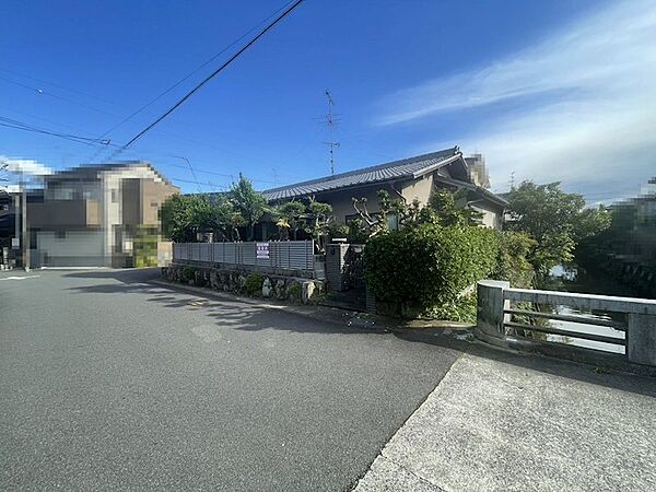 閑静な住宅街。当社元分譲地です♪