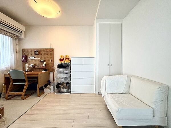 LDに隣接する洋室約5.4帖