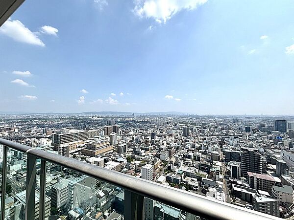 南側バルコニーからの眺望