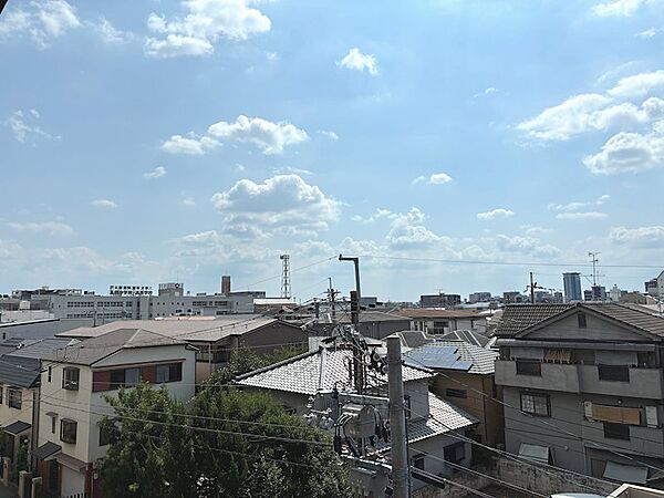 西側バルコニーからの眺望です。