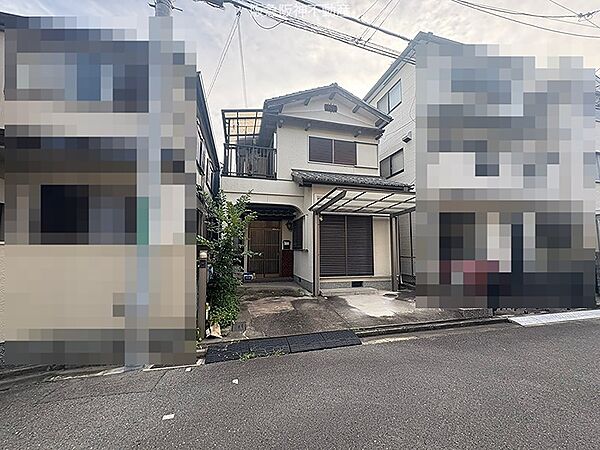 外観：327002800593